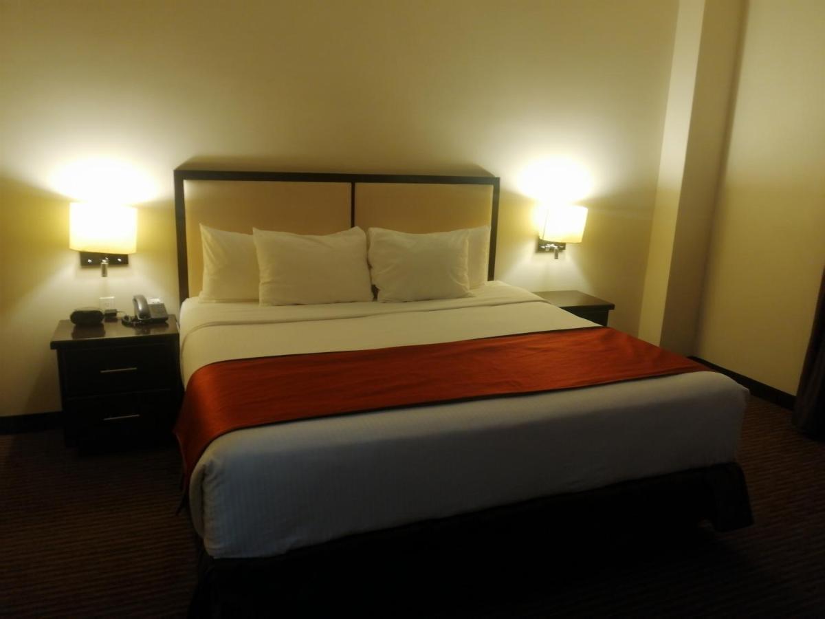 Best Western Plus La Mina Parral Zewnętrze zdjęcie